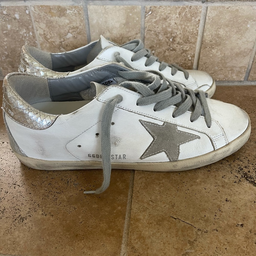 Golden Goose Superstars 38